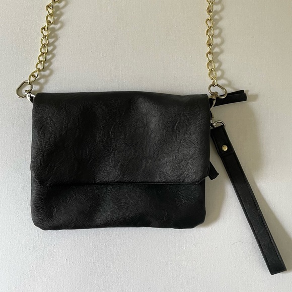 H&M Black Crossbody Clutch Bag Gold Chain Faux Leather PU Foldover Flap Pockets - Picture 2 of 7